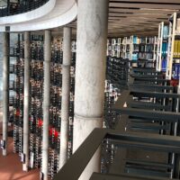 Raising Costs of Knowledge – How Profiteering Divides Emerging Fields